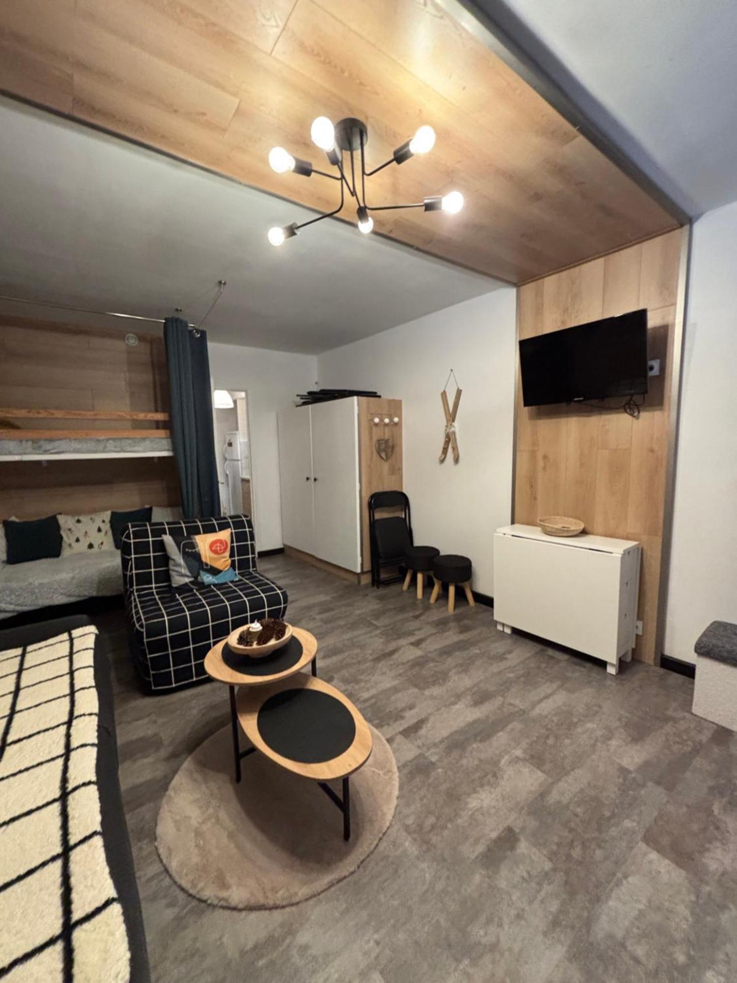 Cosy 5 Personnes Aux Pieds Des Pistes.