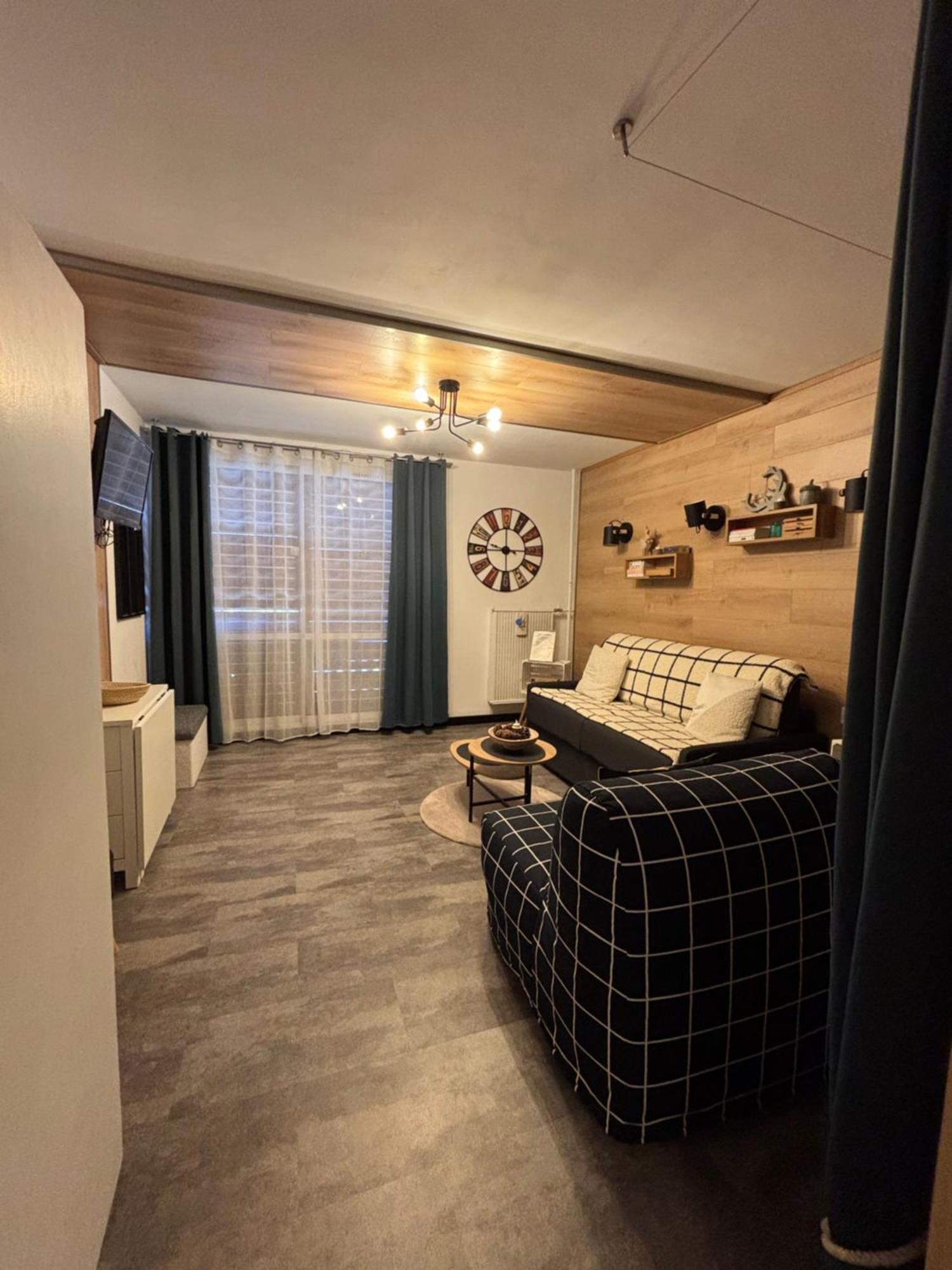 Cosy 5 Personnes Aux Pieds Des Pistes. Le Devoluy